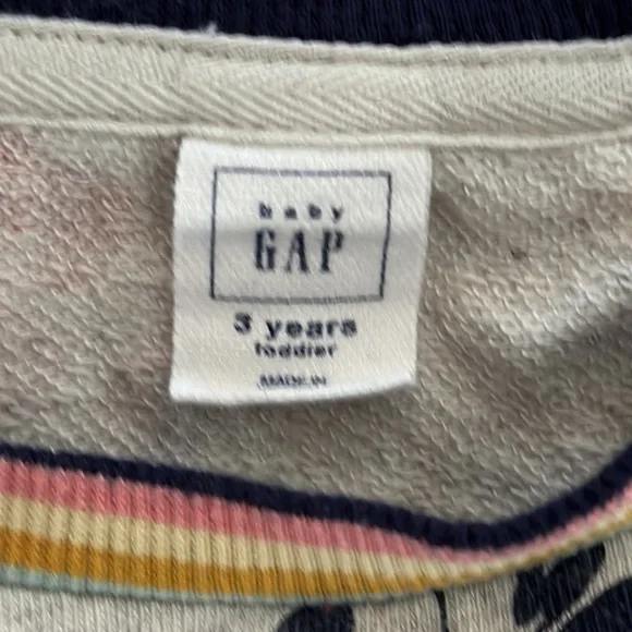 Gap Flower Heart Sweatshirt, size 3 years - Picture 3 of 3